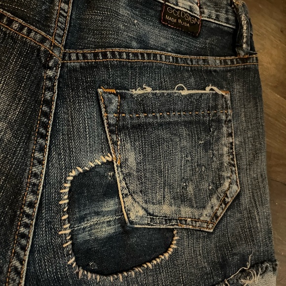 Goldsign cutoff shorts in distressed wash size 27 - Picture 6 of 10